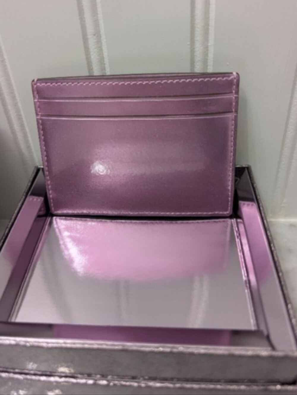 KATE SPADE metallic lavender ID CARD HOLDER NWT/ GIFT BOX - Picture 4 of 5